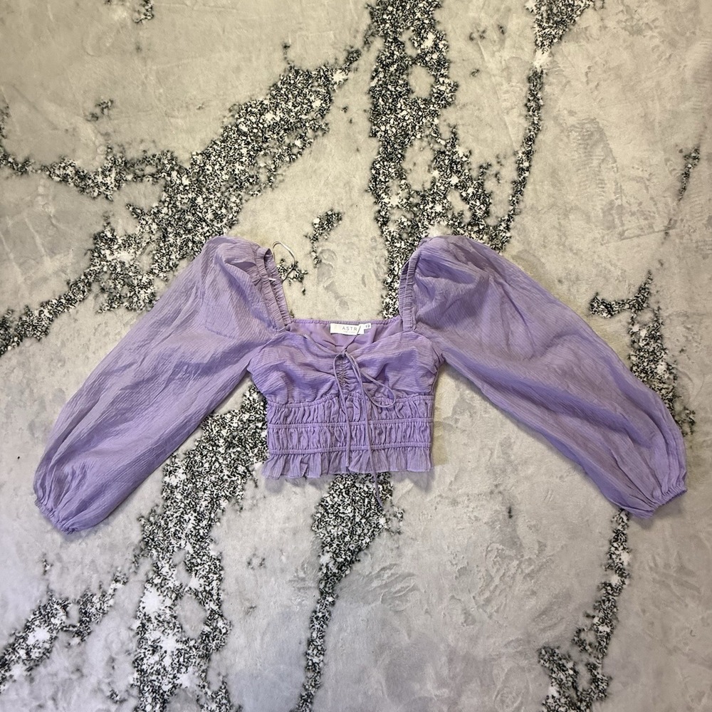 Astr The Label Top Womens Size XS Purple‎ Irwin Cropped Puff Sleeve